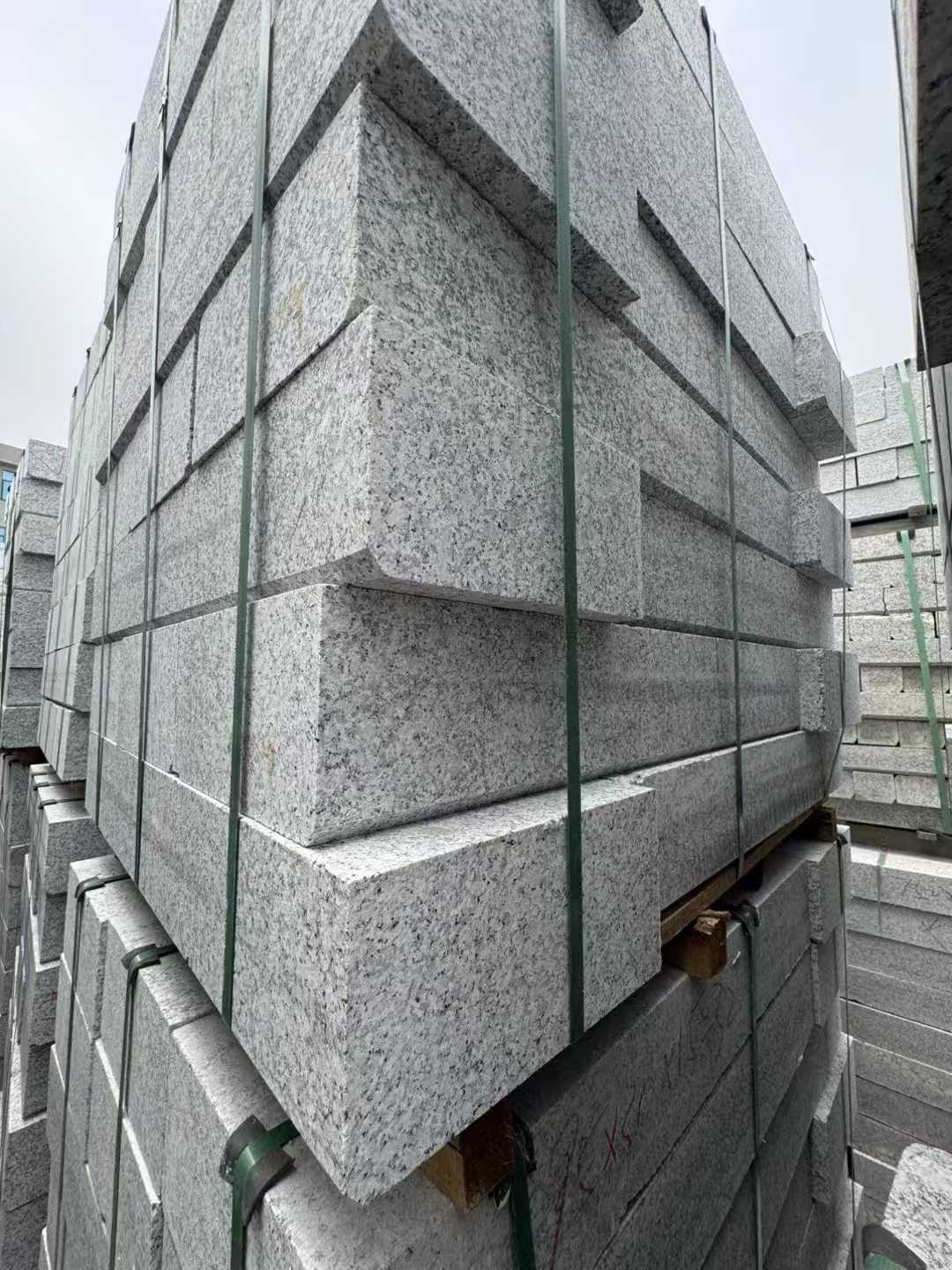 漯河芝麻白路牙石 马路牙子