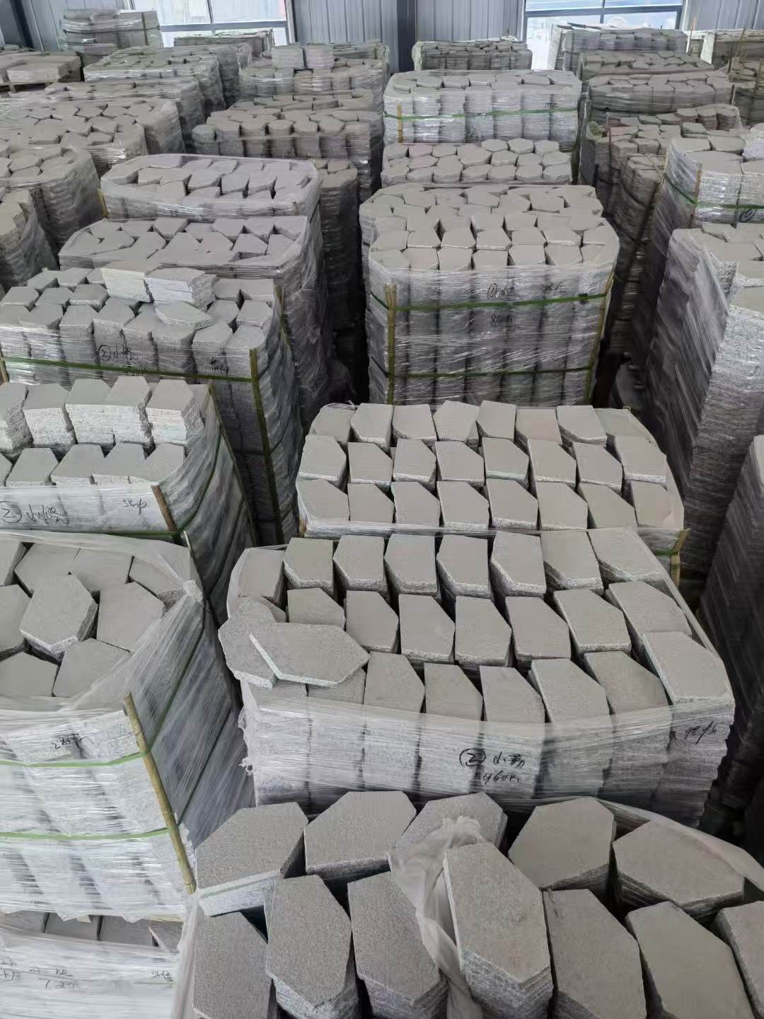 漯河芝麻白石材冰裂纹，碎拼。